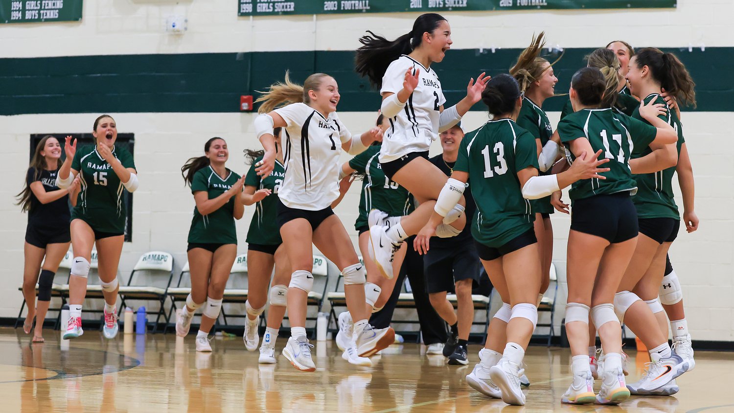 N.J. girls volleyball powerhouse knocks off county rival for first time since 2010