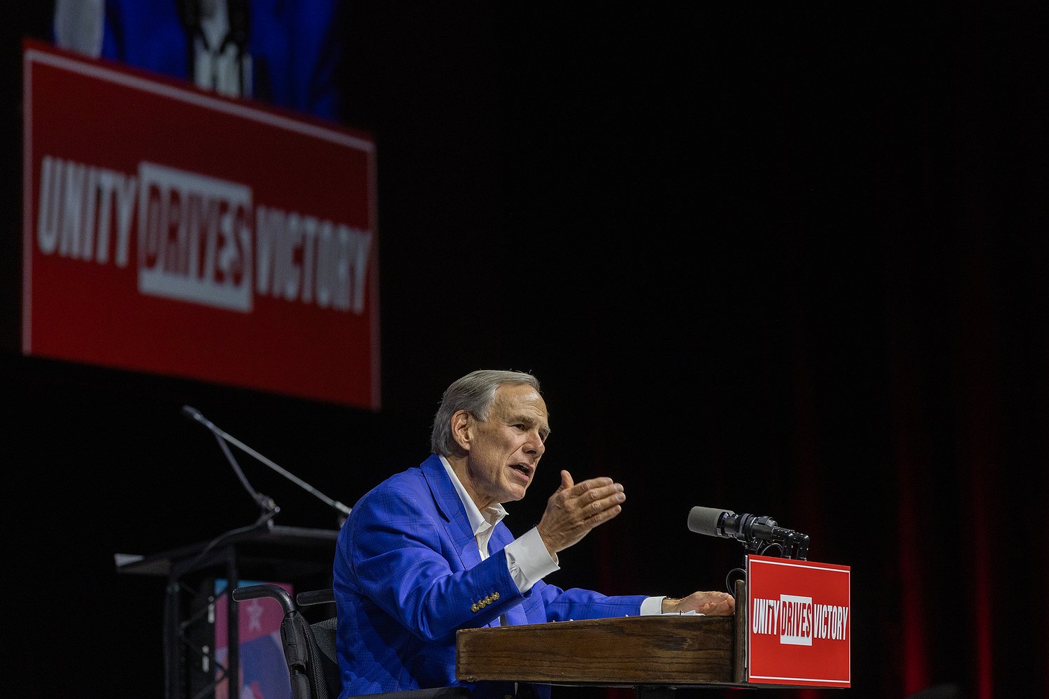 Days after fatal ICE shooting, Texas GOP leaders remain silent about calls for independent probes