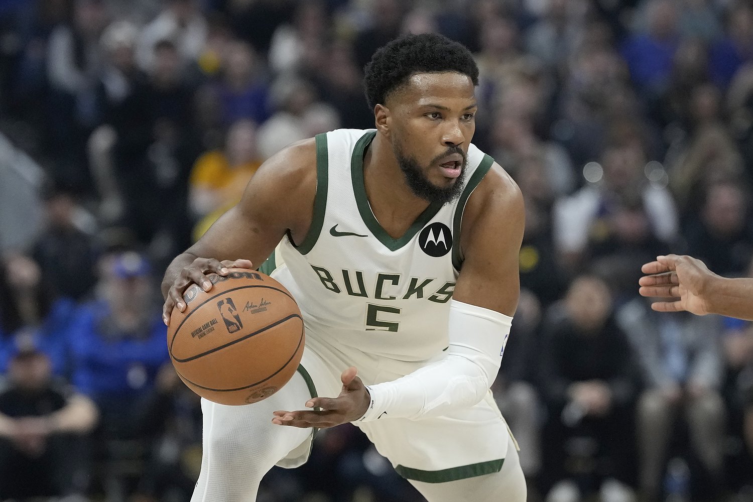 Ex-NBA players Malik Beasley, Ed Davis indicted on illegal sports gambling charges for fixing games