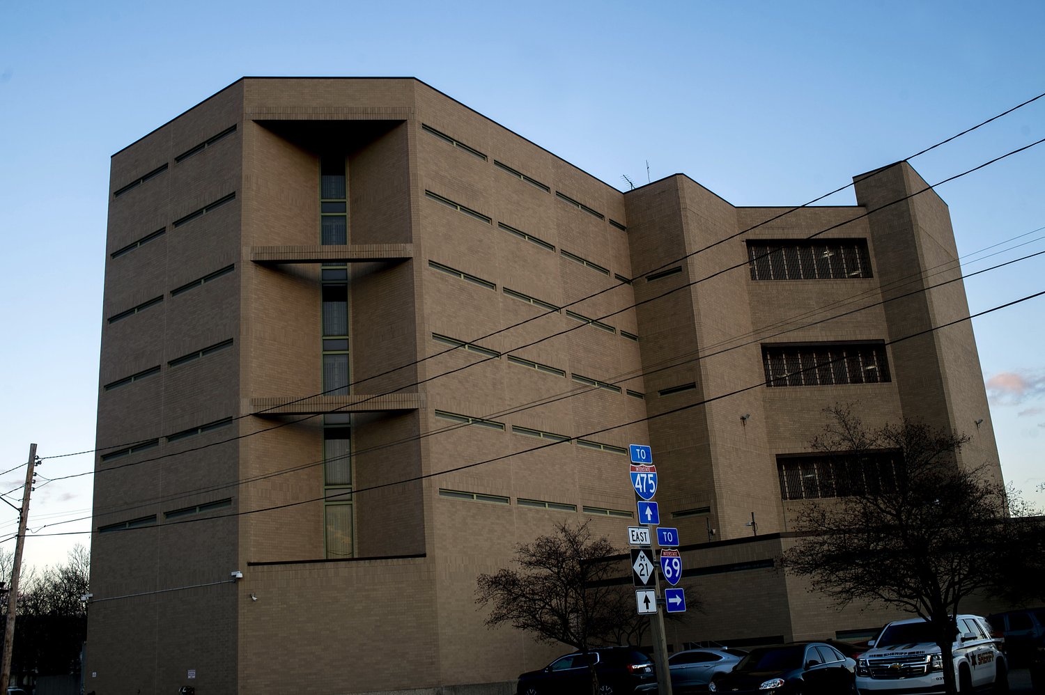 Judge rules Genesee County Jail staff may be liable in wrongful detention case