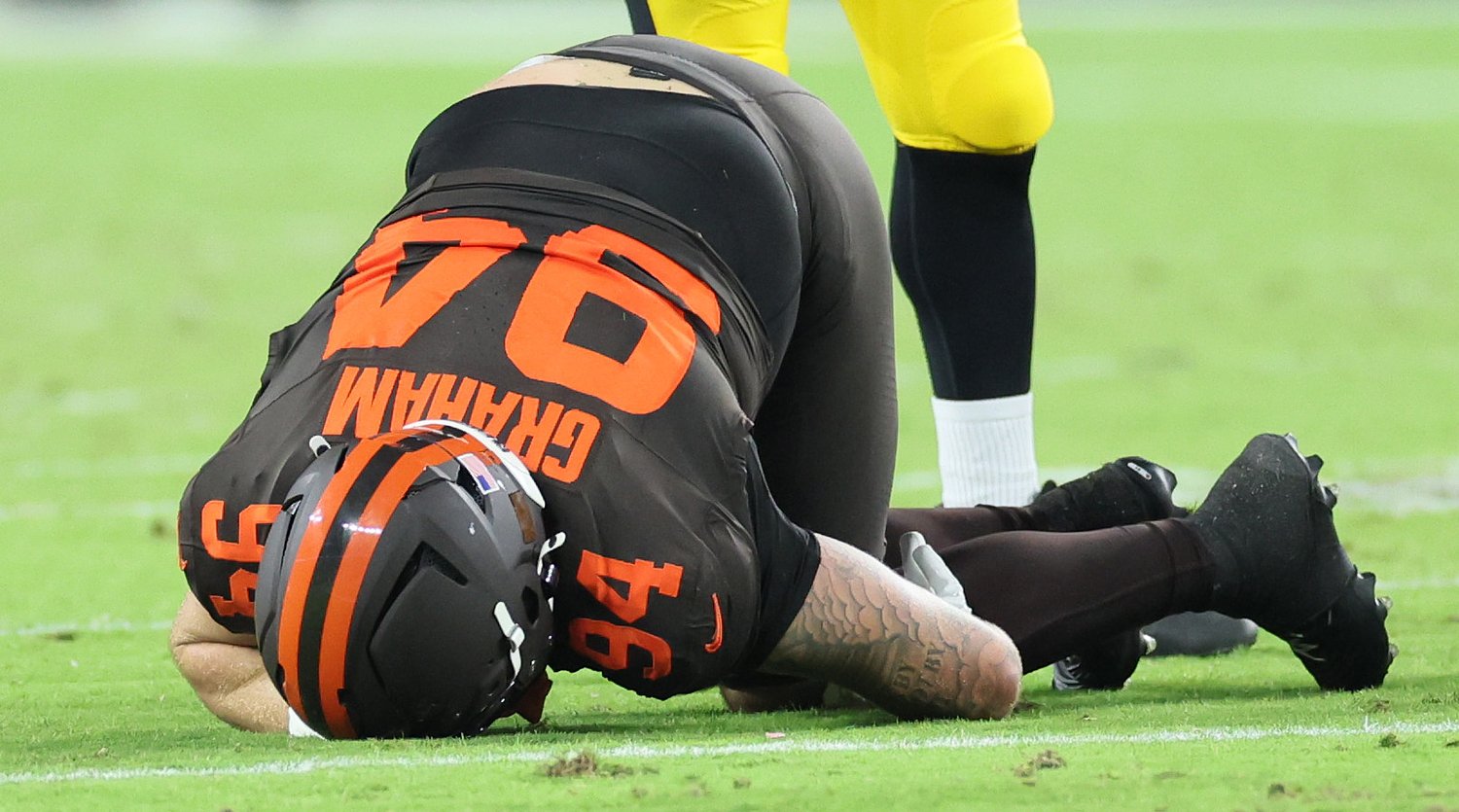 Browns RB Quinshon Judkins and DT Mason Graham inactive for the Ravens game; Carson Schwesinger will play