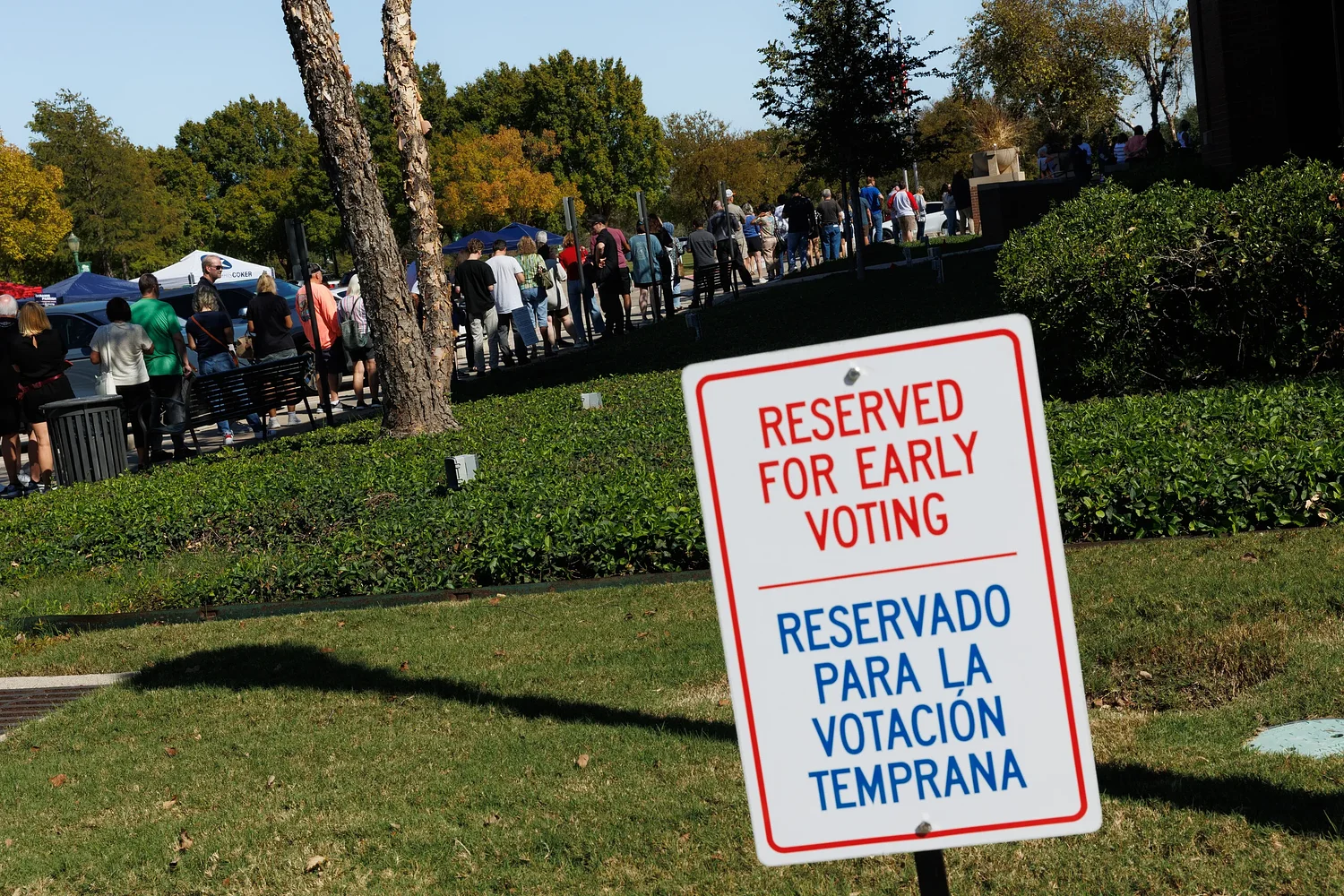 Texas early voting rate is slightly behind 2018, when Beto O’Rourke challenged Ted Cruz