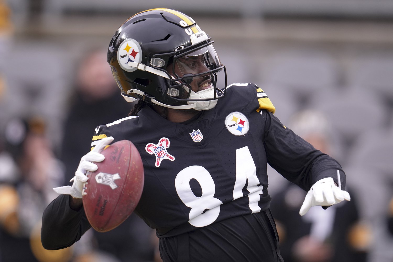 New details emerge about alleged dispute in arrest of former Super Bowl champion
