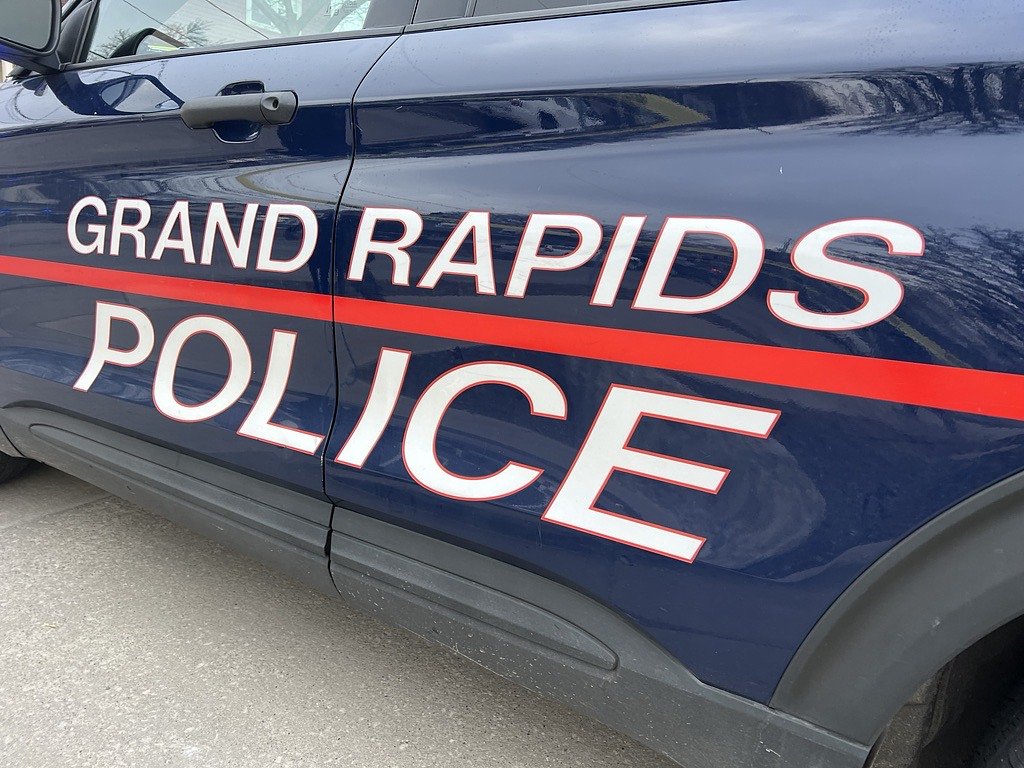 Police investigating Grand Rapids shooting that left 18-year-old injured