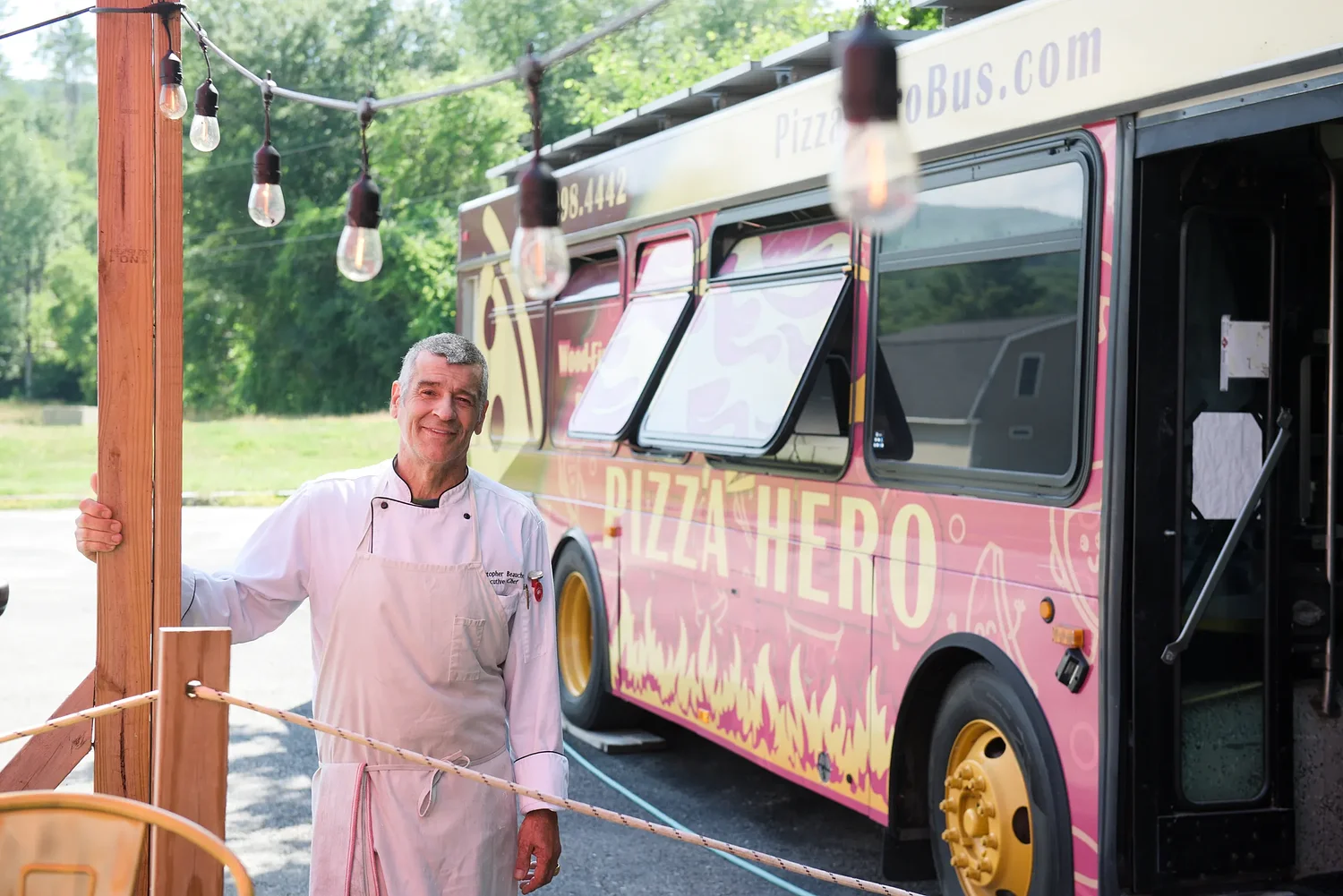 Former chef finds success serving wood-fired pizza from a repurposed bus