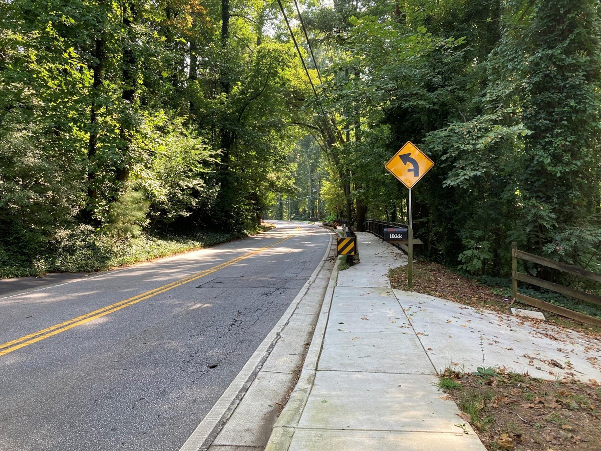 Multi-use path eliminated from Windsor Parkway plan, but residents still aren't happy
