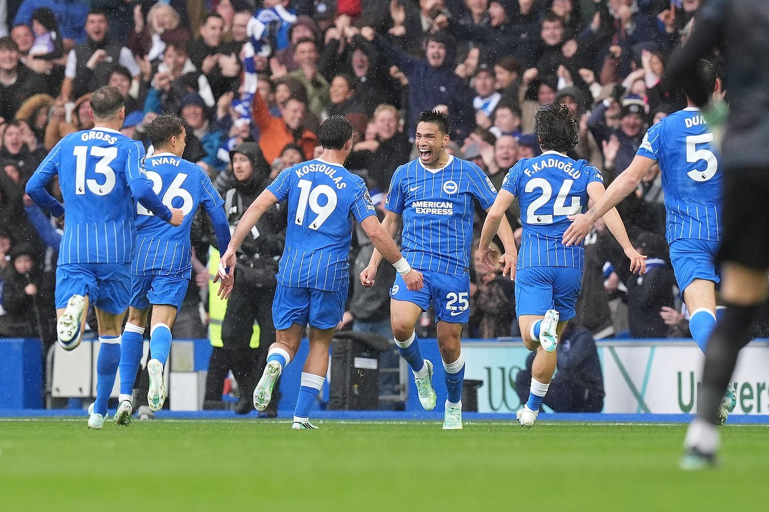Diego Gomez scores from halfway line for Brighton to revive memories of David Beckham's famous goal