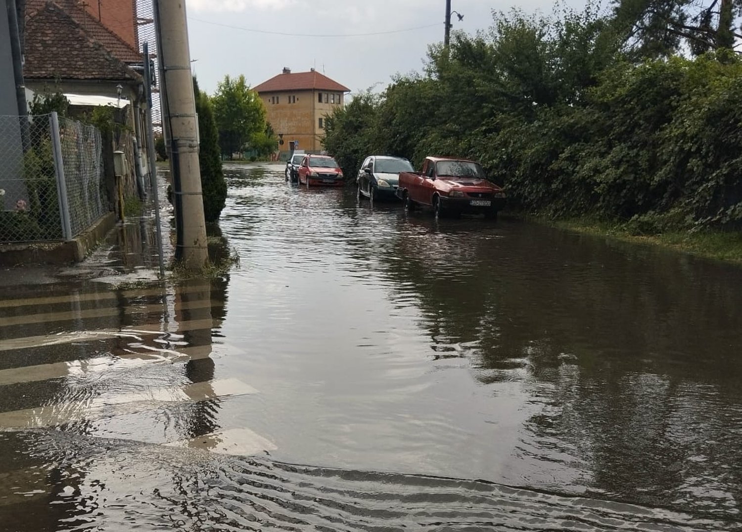 Zona din Sibiu care se inundă la fiecare ploaie. Astrid Fodor: „E o problemă foarte complicată” / video