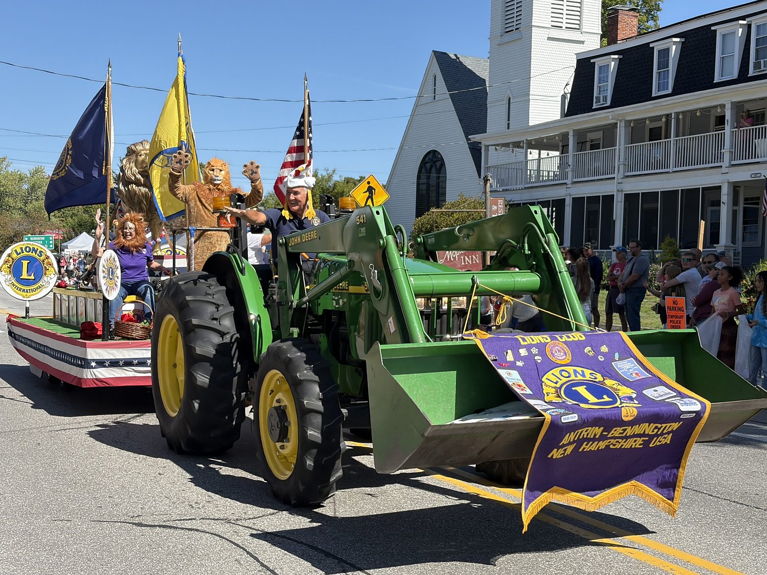 Antrim celebrates 23rd Home & Harvest Festival with food, floats and a perfect fall day