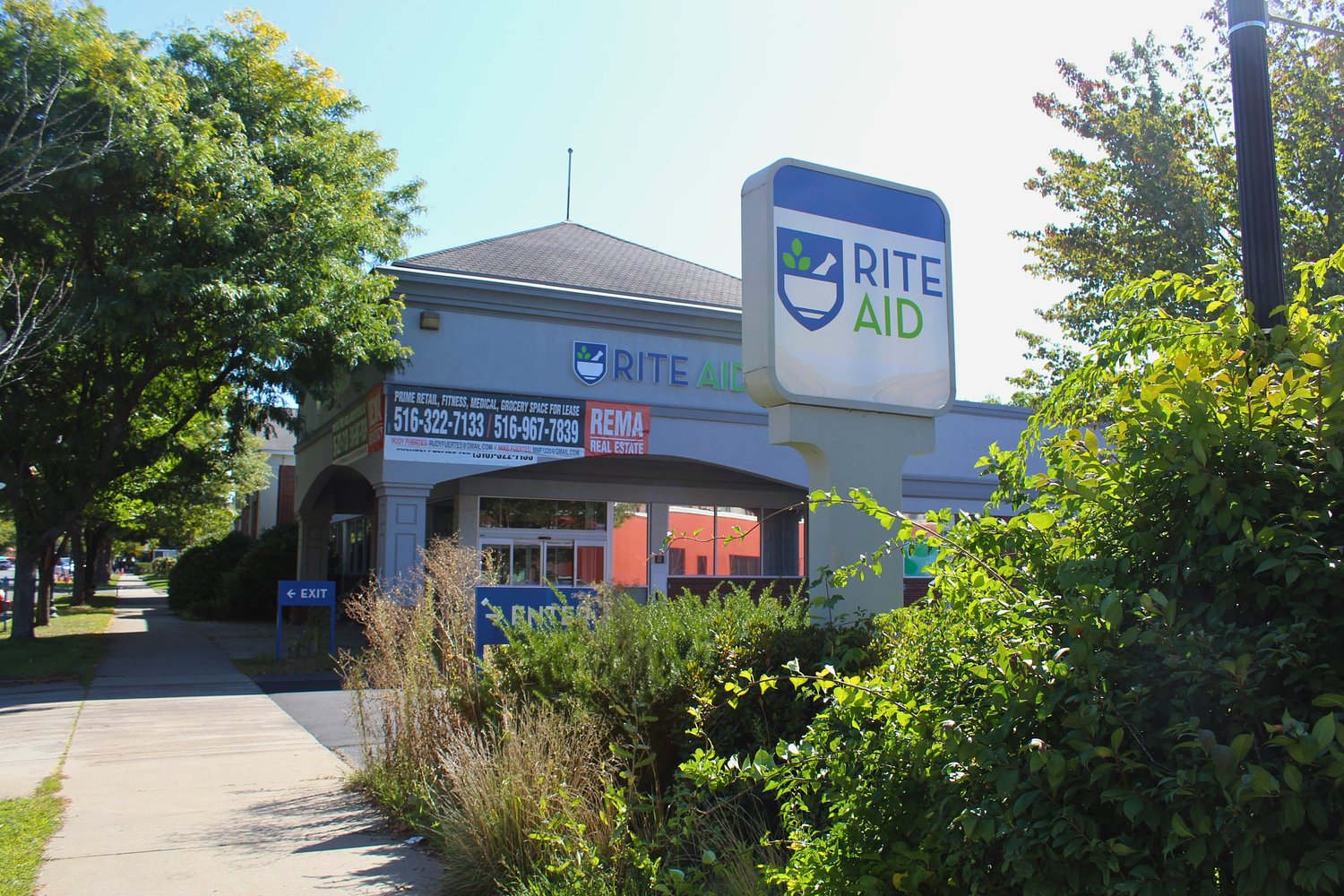 Greenfield ZBA approves Dollar Tree signs with size limits
