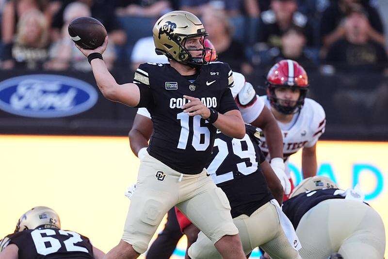 Oklahoma State scores 34 points in the 2nd half to storm past Colorado 57-24