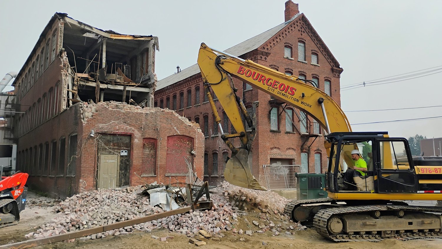 Partial demolition done to building at 339 Main St. in Athol