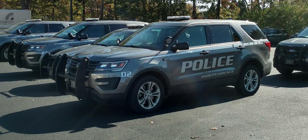 Couple is kicked out of hotel after fight in parking lot: Independence Police Blotter