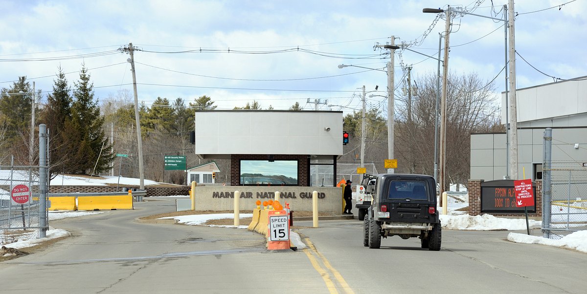 Bangor is a finalist for new refueling squadron