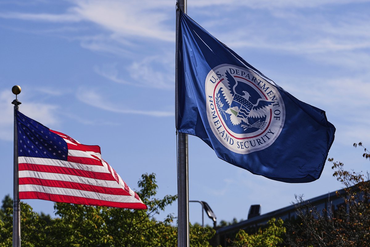 ICE says detained midcoast market operator should have been deported in 2011