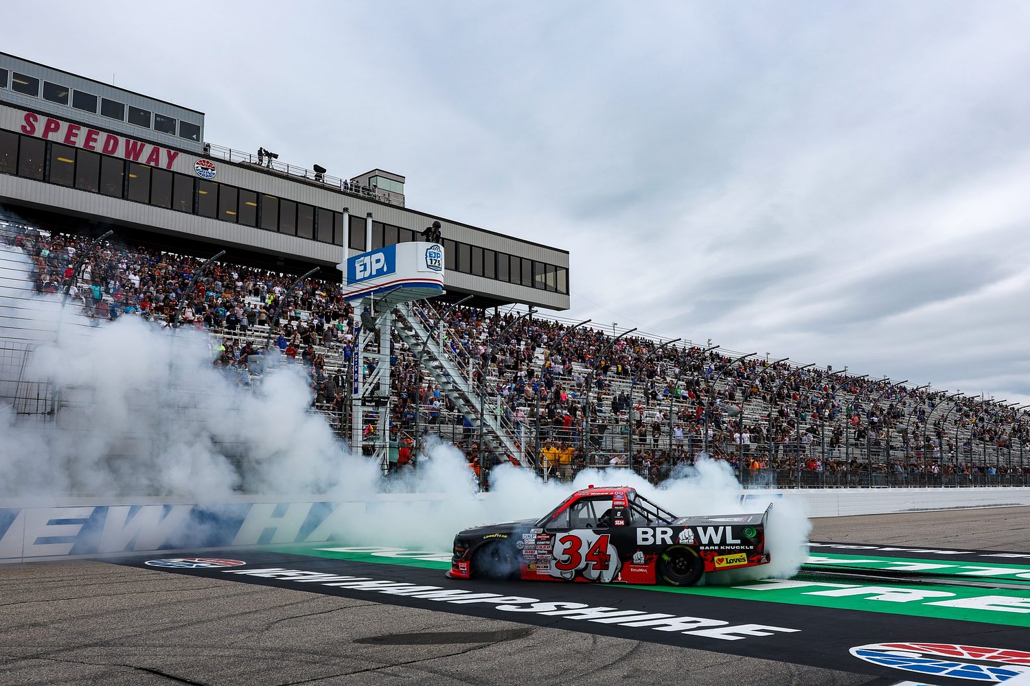 Recap: Burnouts, rain delays and racing as NASCAR action returns to NHMS