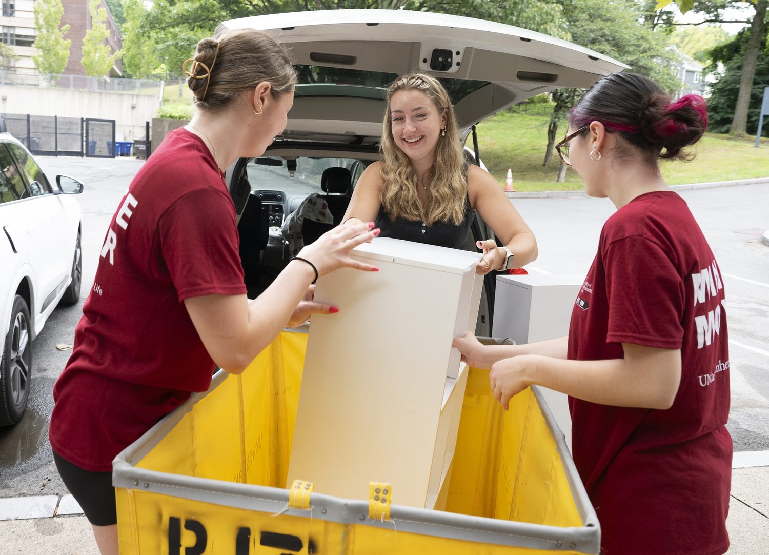 Move-in week: UMass welcomes strongest freshman class in a decade with 5,300 new students