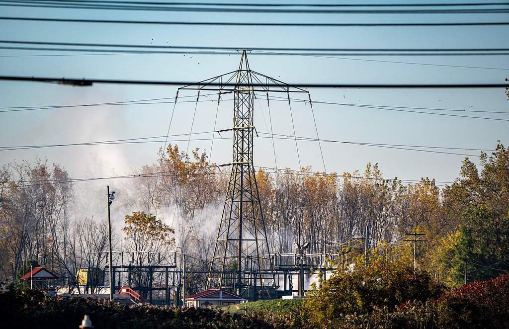A chemical tank explodes in Ohio, forcing evacuations and prompting fears of another blast
