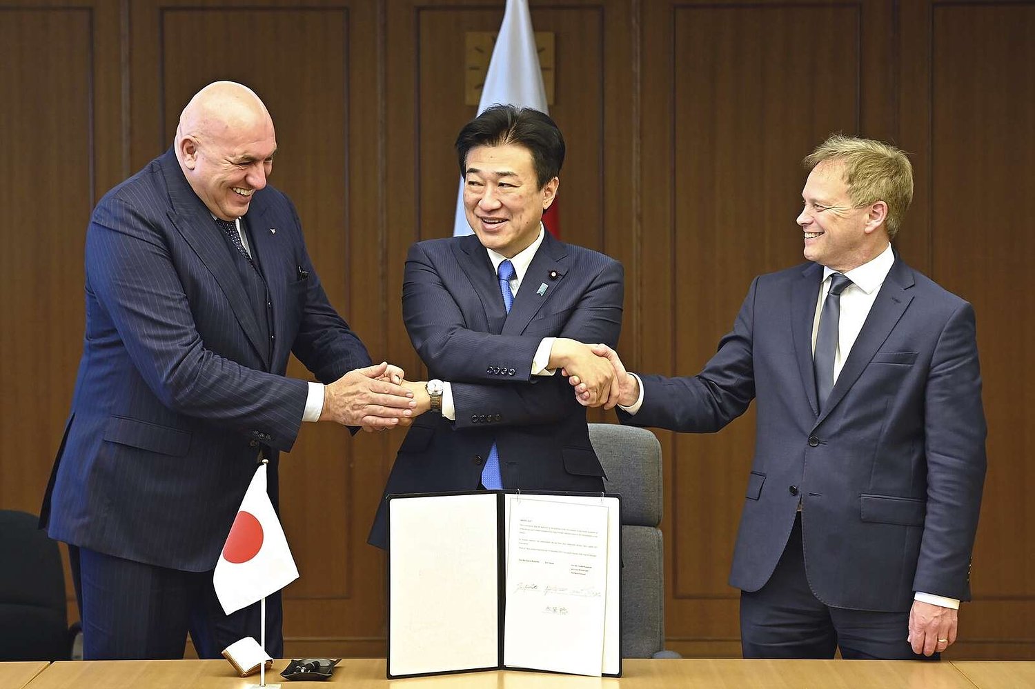 Why is Japan changing its ban on exporting lethal weapons?
