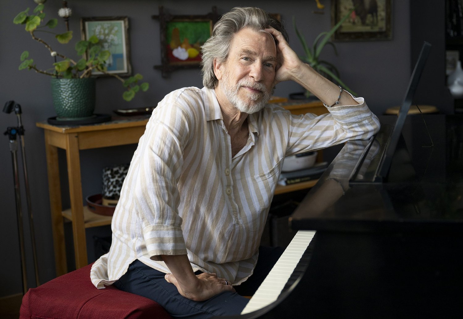 'Can't Afford Not To': Grammy award-winning Jon Carroll celebrates release of first album in 18 years