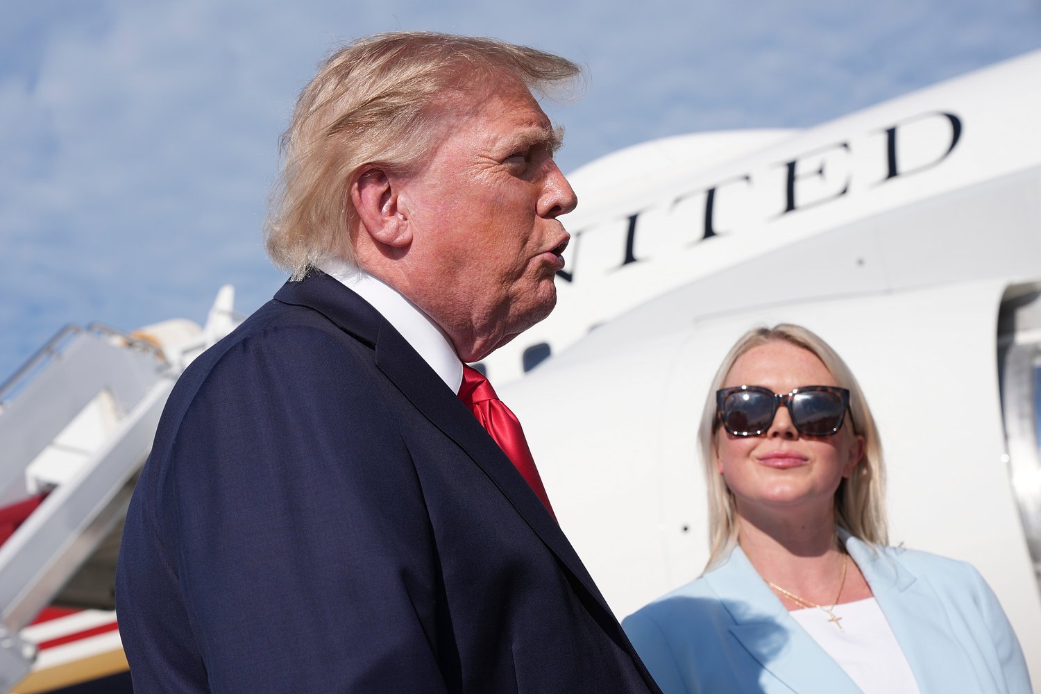 Karoline Leavitt offers Trump help after ex-press secretary’s sudden ouster: ‘Put up a fight’