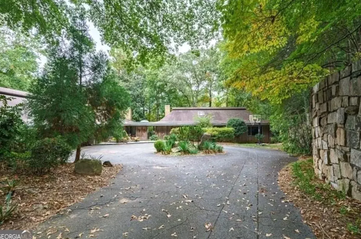City of Atlanta will preserve 30 acres of wooded forest in Buckhead