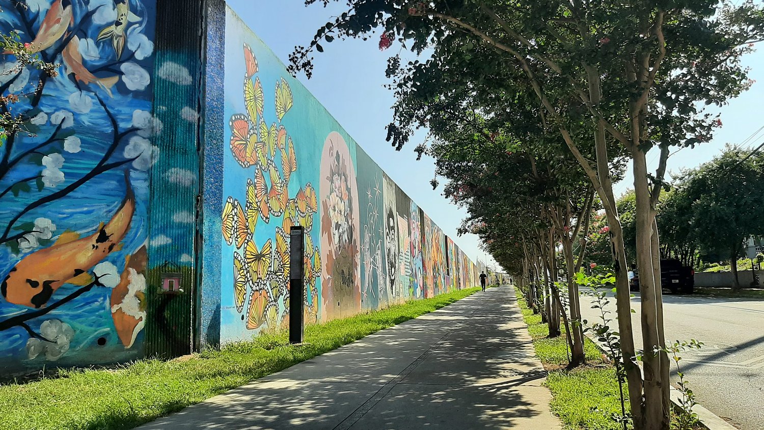 Forward Warrior mural festival returns to Cabbagetown with new light show