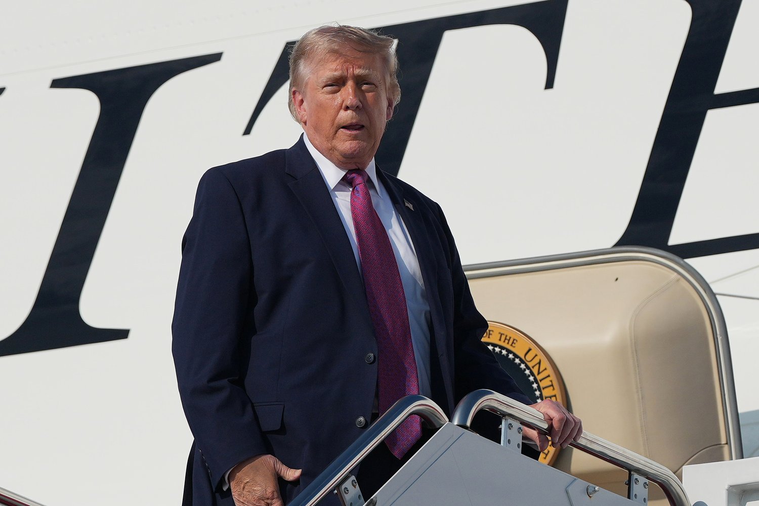 New poll shows whether MAGA backstabbing of Trump actually paid off