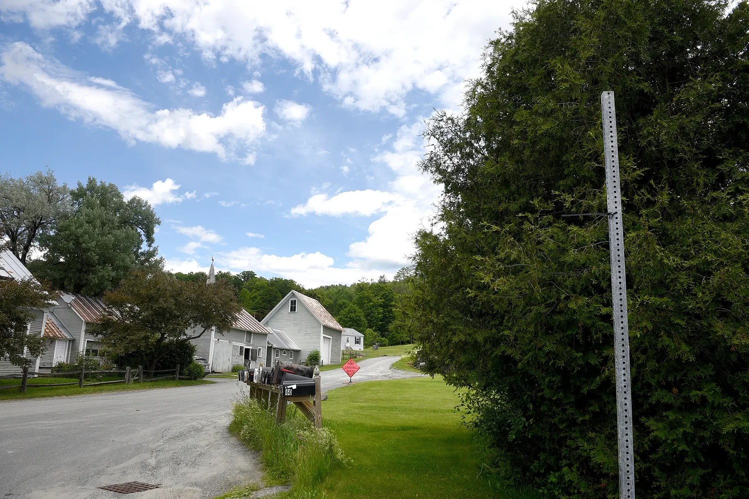 Noah Kahan fans blamed for disappearing Strafford road sign