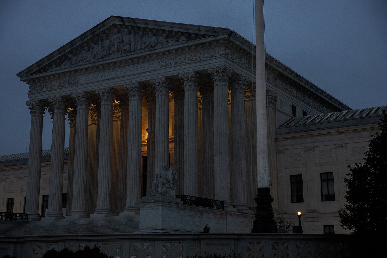 U.S. Supreme Court rejects Texas death row inmate’s appeal challenging hypnosis testimony