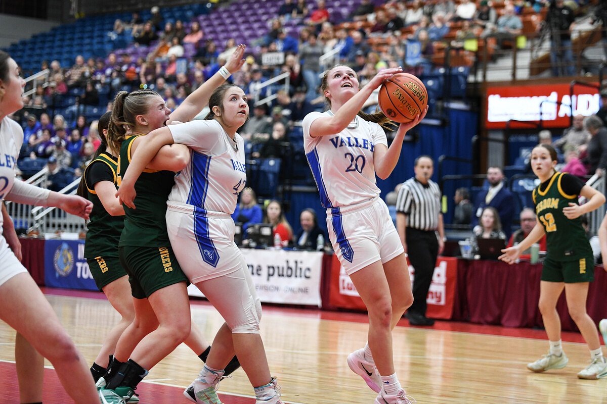 Video: What it’s like for a Maine granddaughter and grandfather to win state titles together