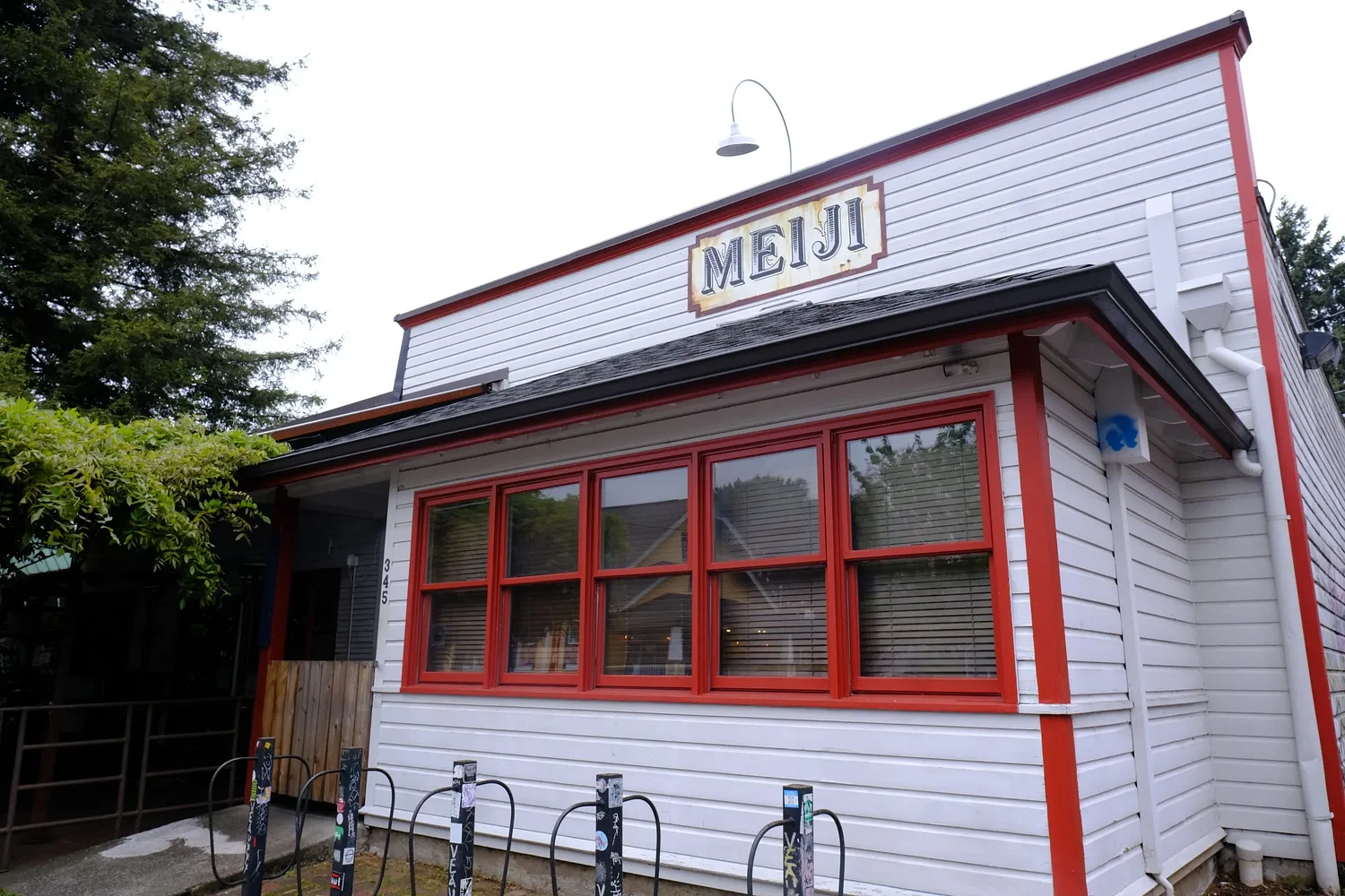 Two Eugene restaurants — The Davis and Izakaya Meiji — shutter abruptly