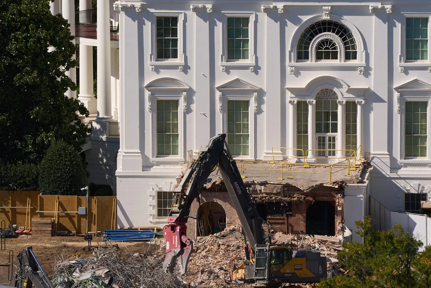 Over Easy: Does America need a ballroom?