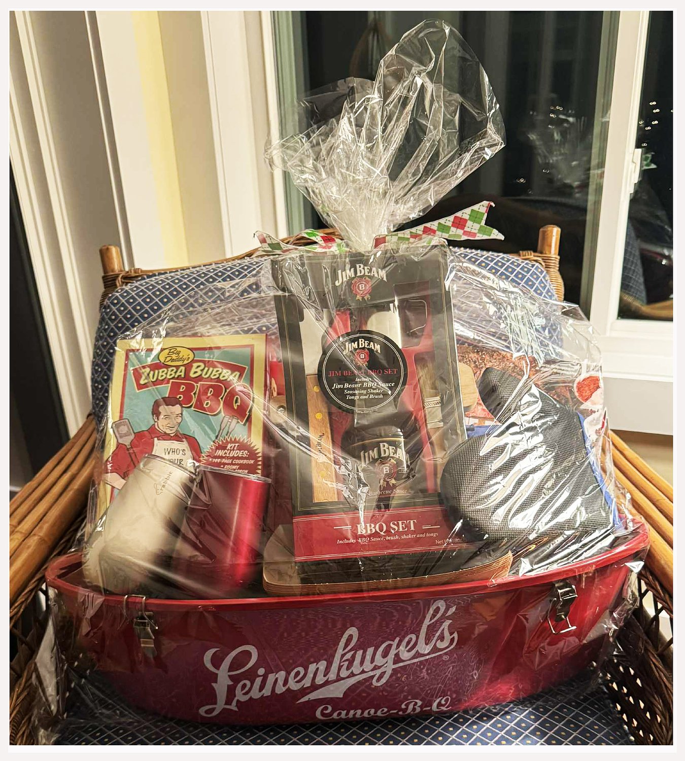 Pearly Pond Lake Association hosts annual fundraising auction