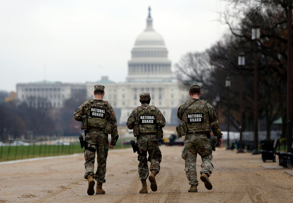 2 National Guard members shot in Washington, D.C., AP sources say
