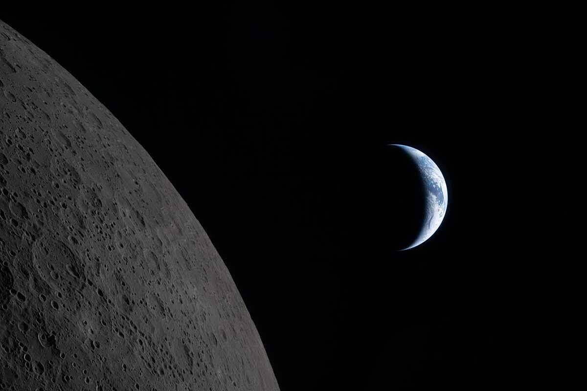 After musing about moon, Trump Org plans tower on planet's far side