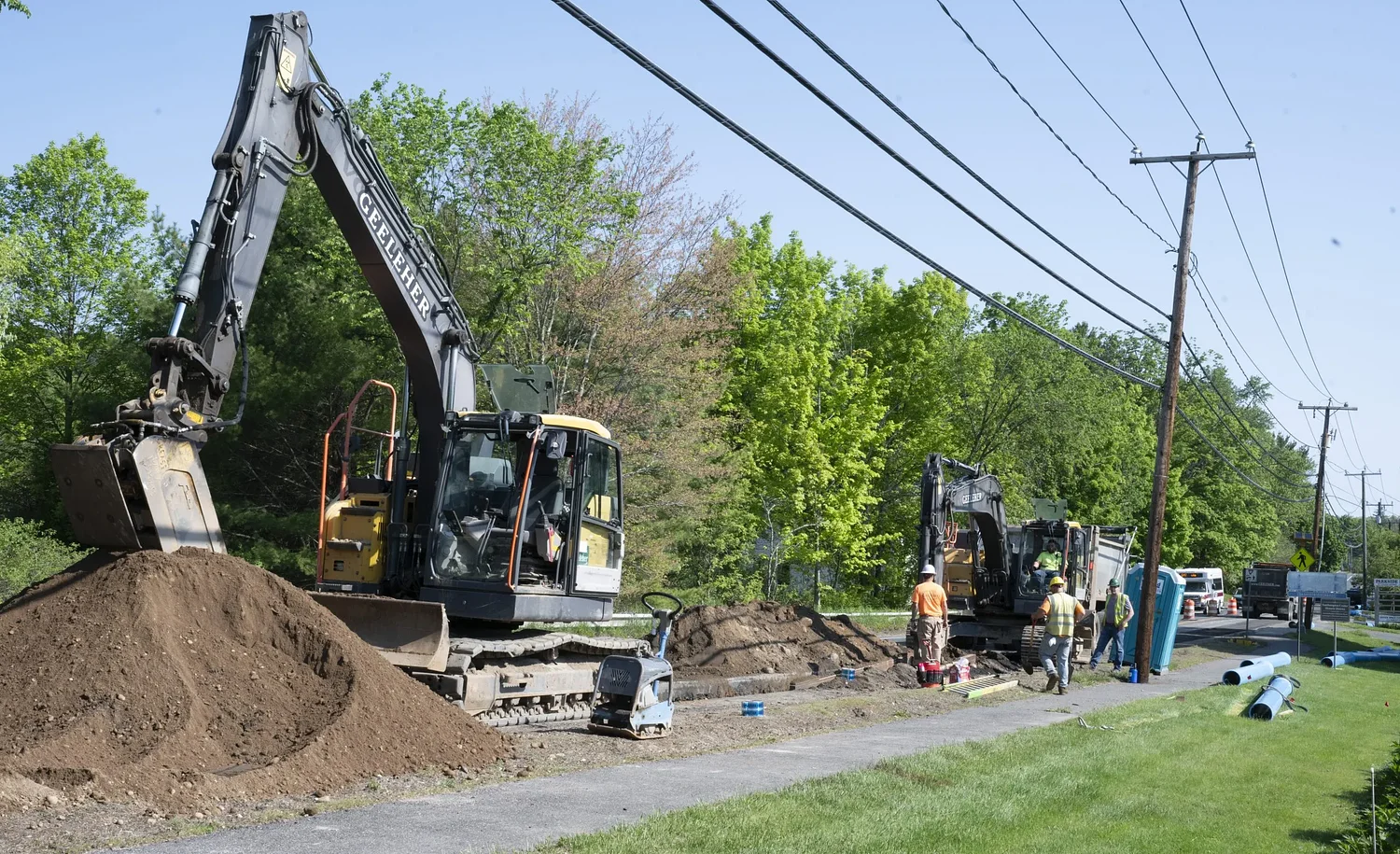 Around the Hamptons: $2M College Highway water main replacement underway in Southampton