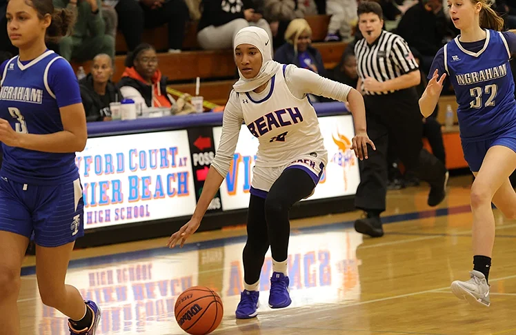 Rainier Beach’s M’Bouilee Sidibe Looks To Shine A Bright Light On The Girls Basketball Team
