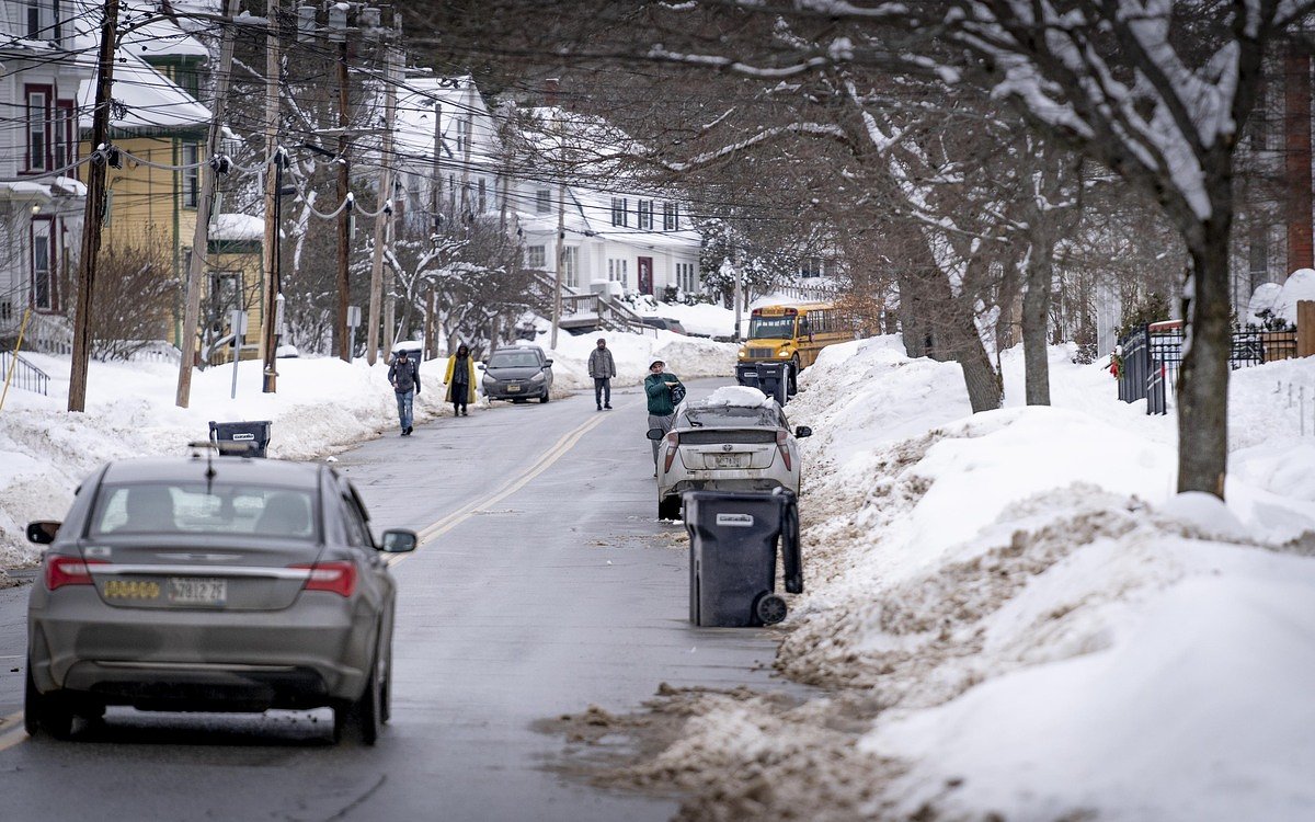 Letter: Unplowed Bangor sidewalks are unsafe