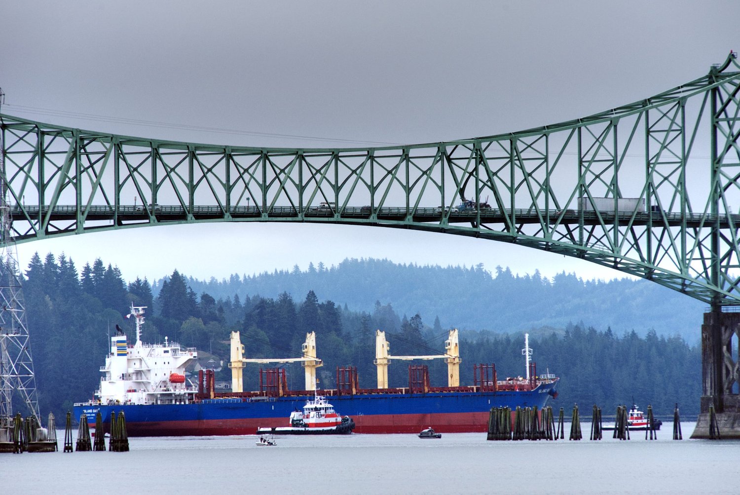 Experts skeptical about plan to bet billions on Coos Bay shipping terminal