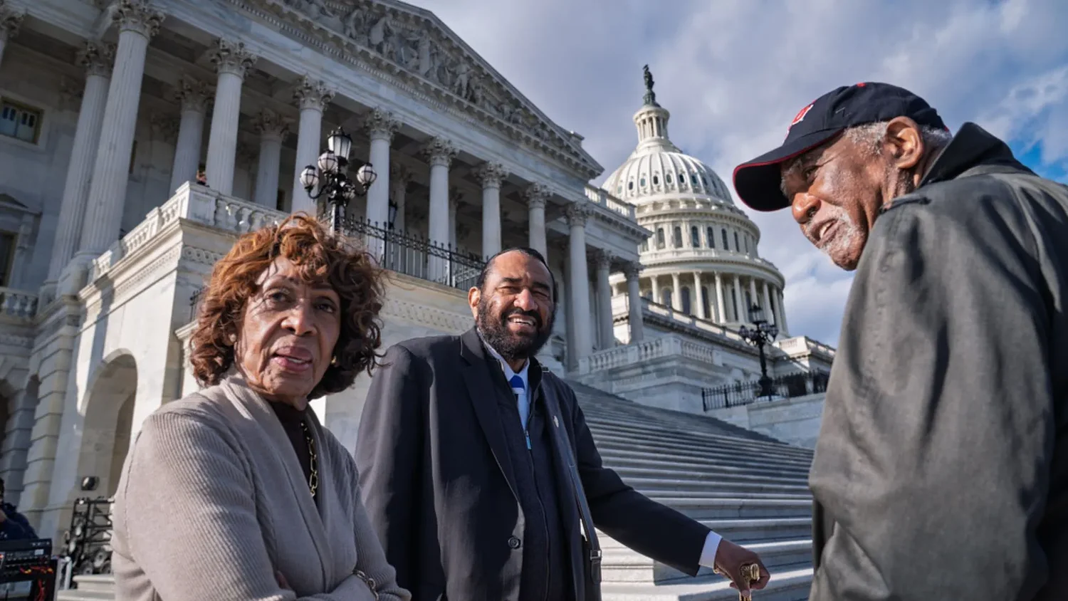 House passes bill to end historic government shutdown, sending measure to Oval Office