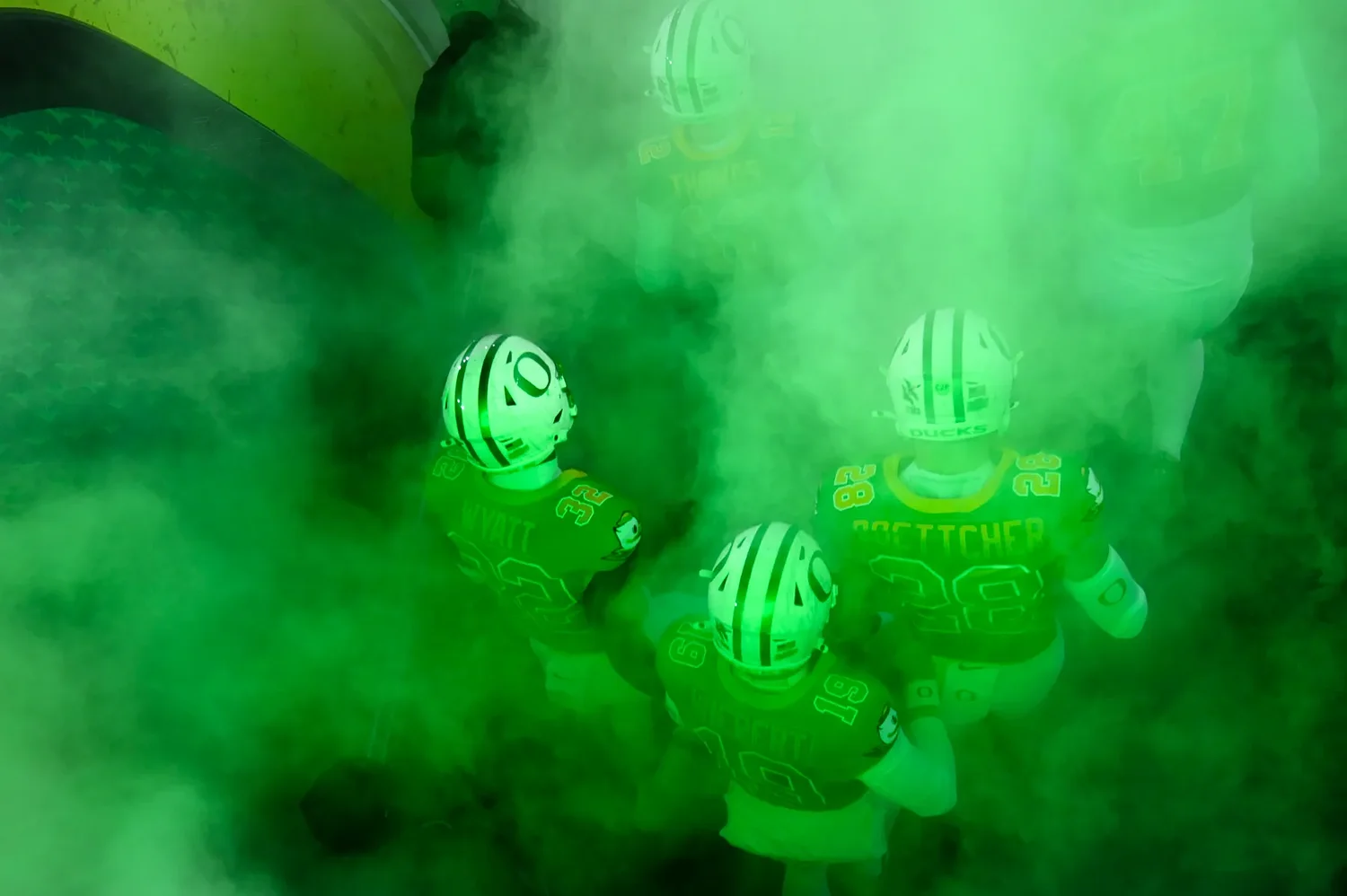 Dante Moore sets record as Ducks roll Minnesota; ‘GameDay’ will be back in Eugene this week