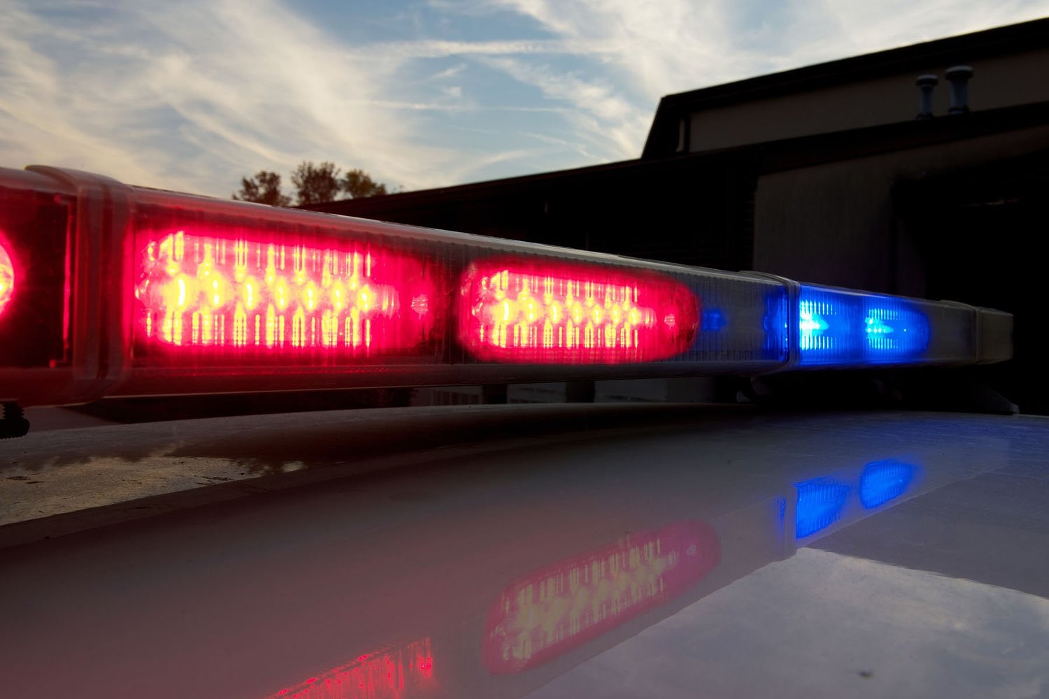 1 dead after double domestic stabbing in Battle Ground