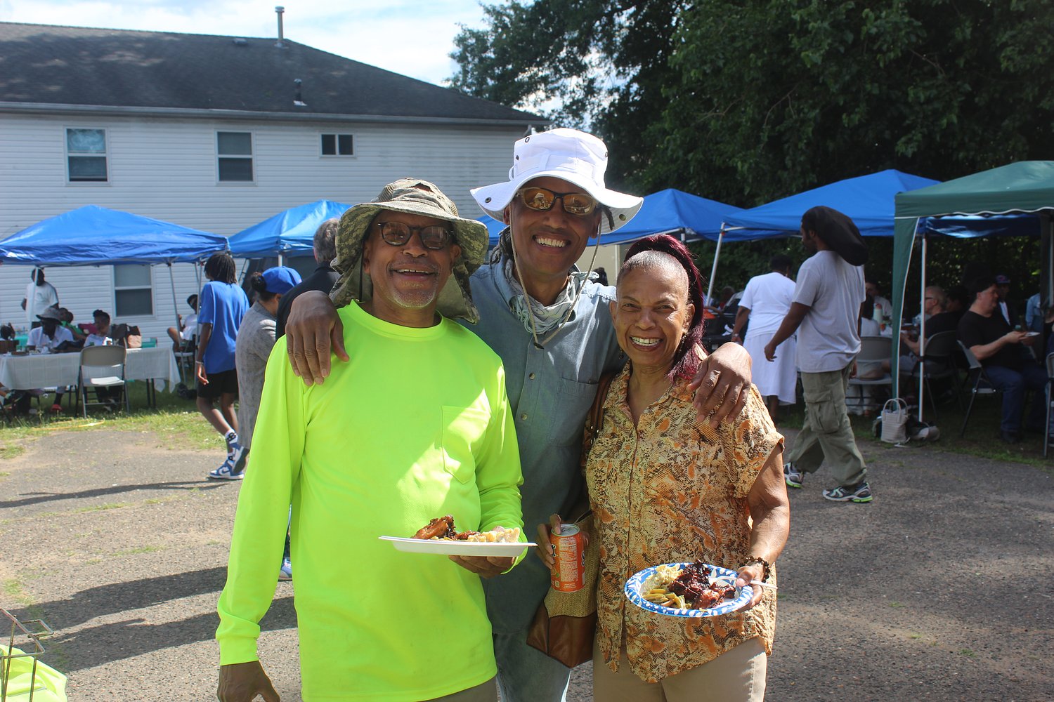 Generations reunite on Staten Island for 58-year tradition of family, faith and celebration