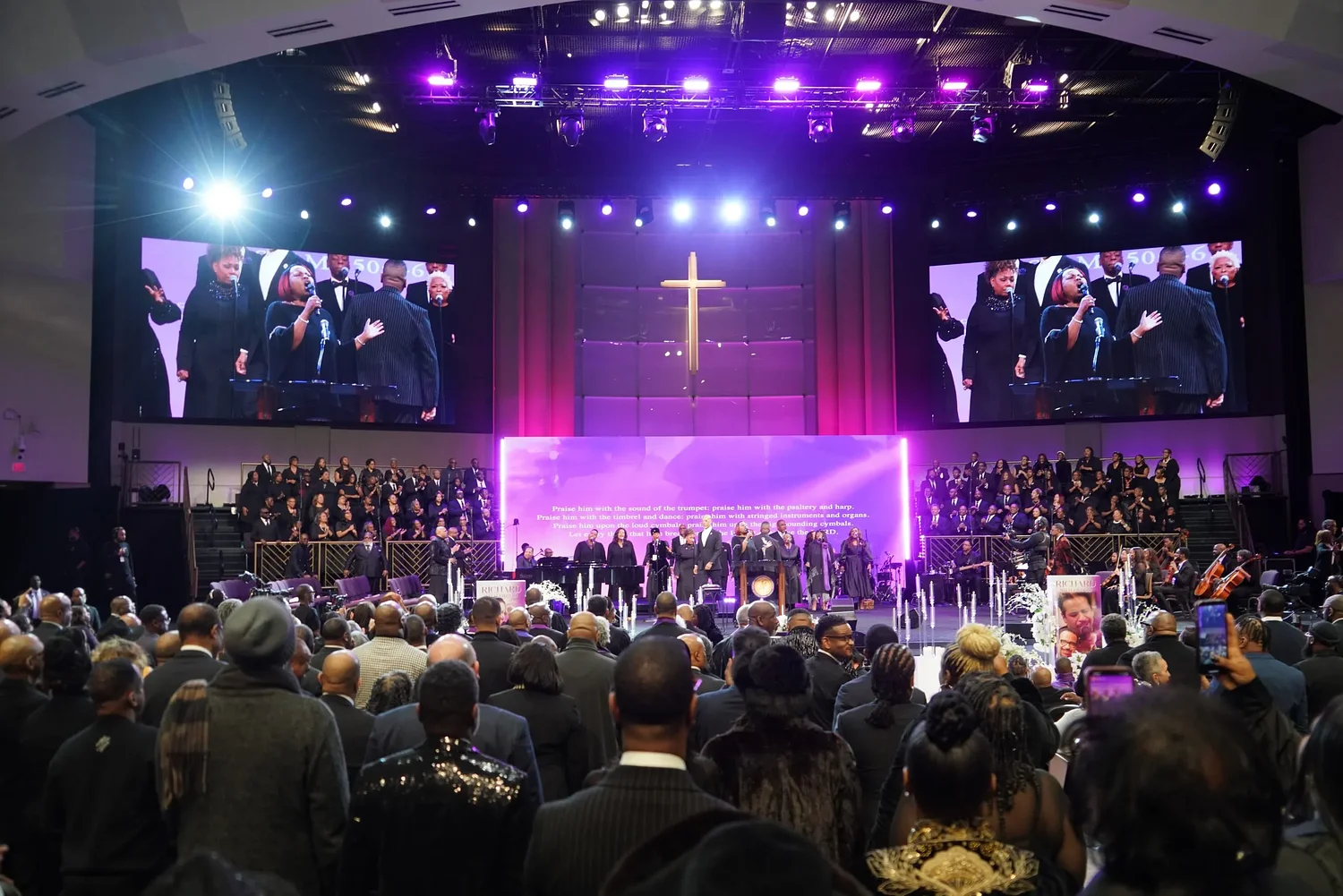‘Total Praise’: Smallwood’s signature anthem embodies Jan. 24 celebration of life service