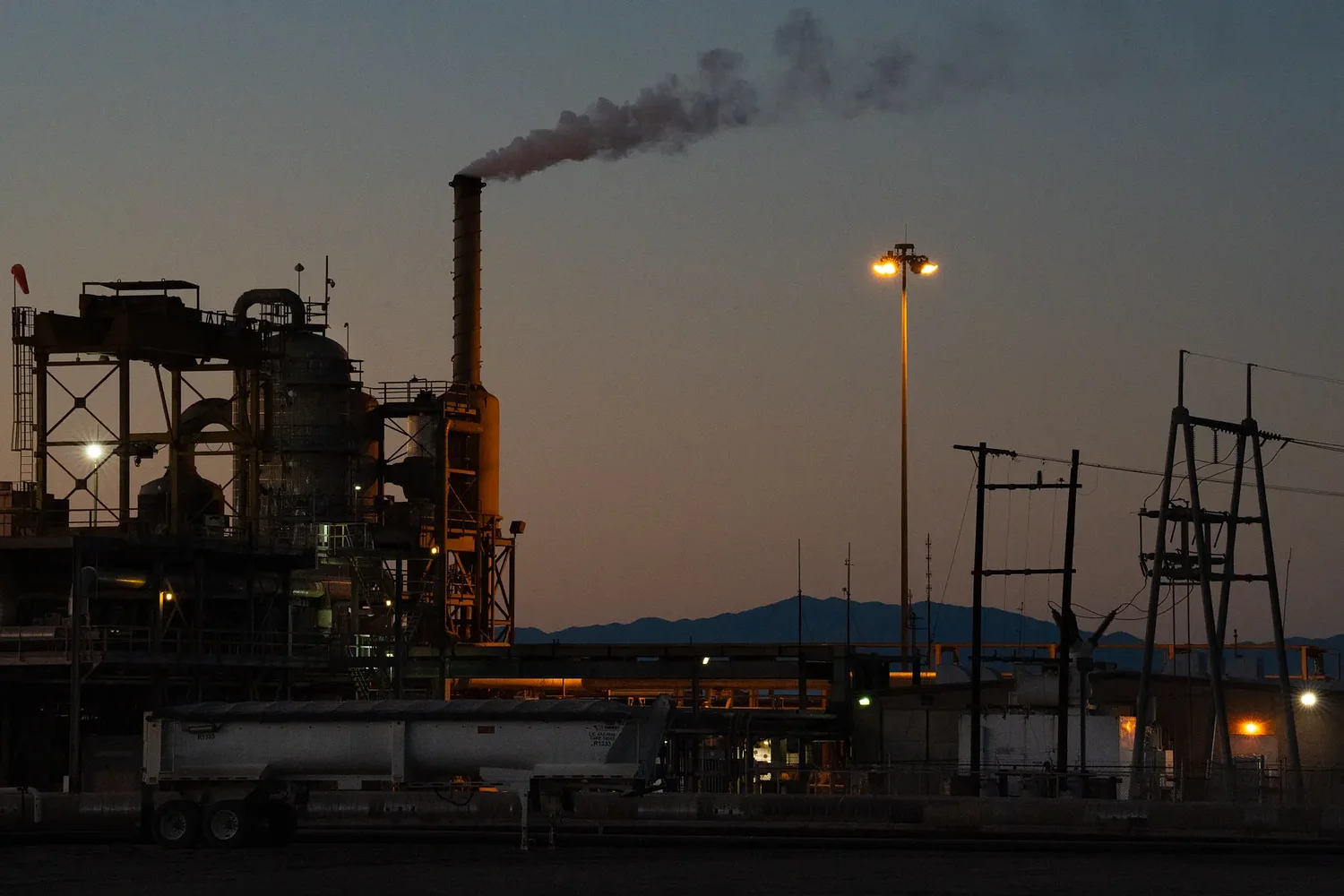 Lawsuit challenges first lithium project in California