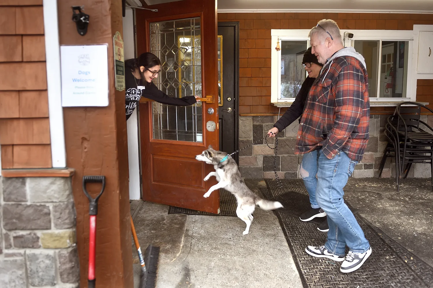 New Enfield business offers dog owners and pets a place to gather