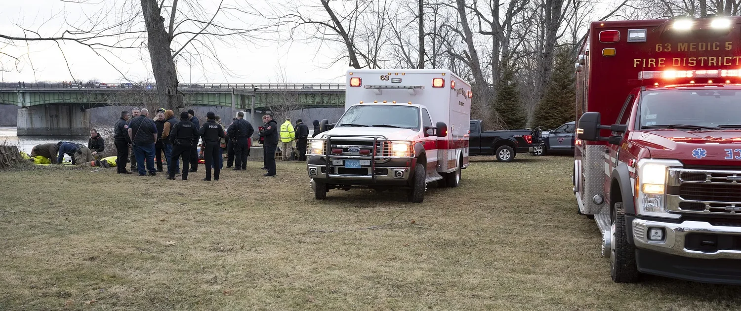 Recovery efforts underway for person in Connecticut River