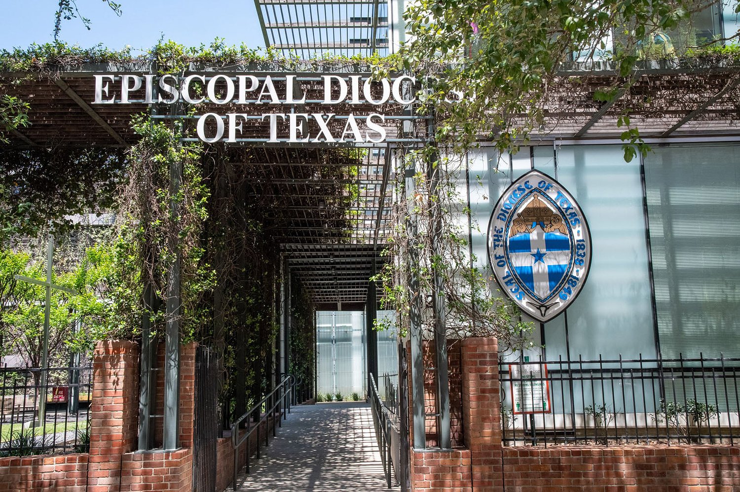 Episcopal priest has been detained by ICE in Texas, says diocese