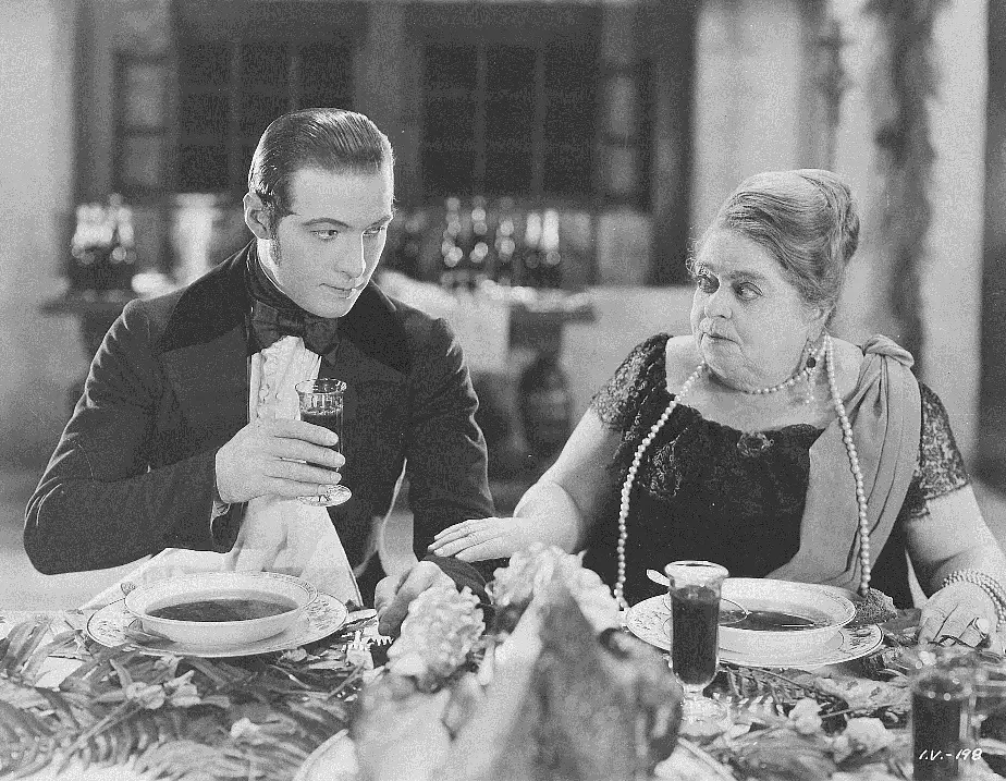 An ofrenda for Donna: Rudolph Valentino’s swoon-worthy spaghetti sauce